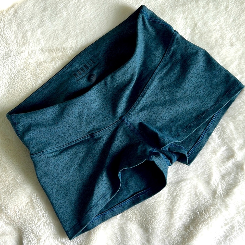 NOBULL small teal shorts